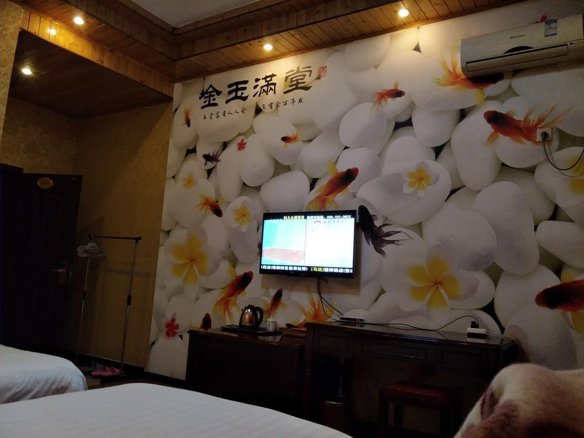 峨眉山月亮湾酒店 外观 照片